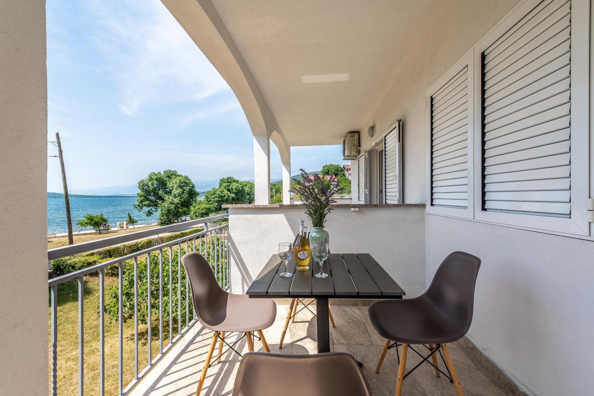 Apartmani Dupor Gornji Karin Exterior photo